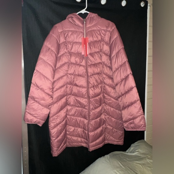 Woman’s puffer down jacket - Picture 7 of 9